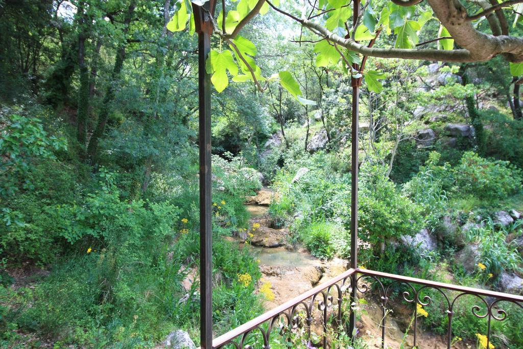 Bed and Breakfast Le Moulin En Provence Saint-Antonin-sur-Bayon Экстерьер фото