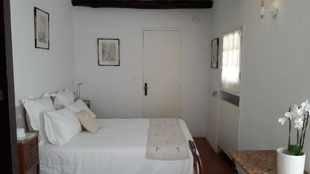 Bed and Breakfast Le Moulin En Provence Saint-Antonin-sur-Bayon Номер фото